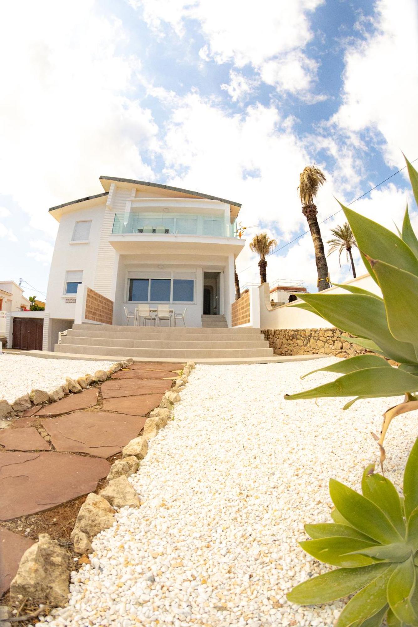 Vistas Y Terraza Panoramica Frente Al Mar En Denia, Las Rotas Exterior foto
